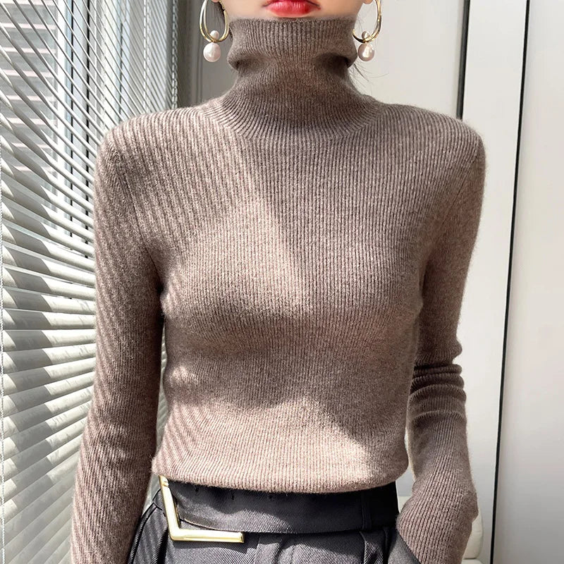 Women's casual turtleneck pullover sweater