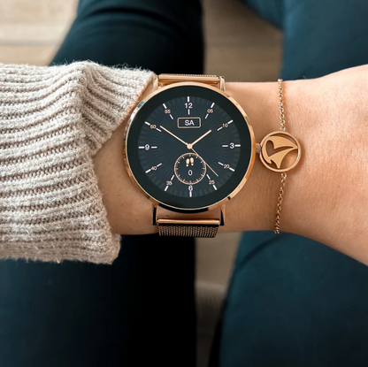 LuxePulse Ultra Thin Smartwatch