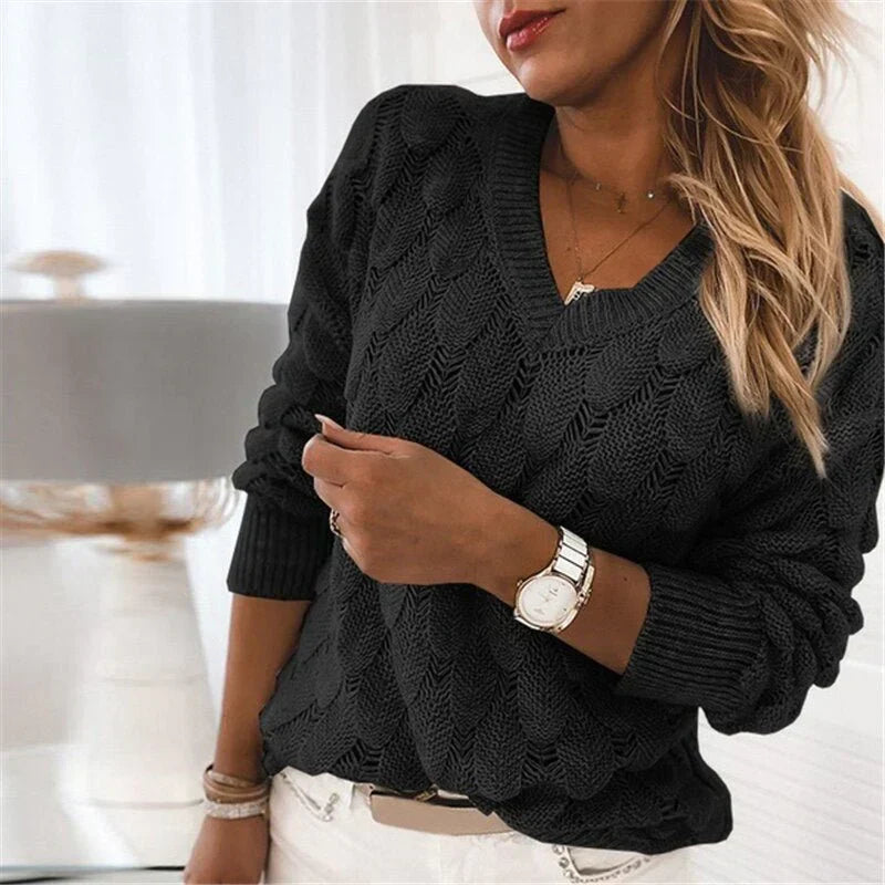 Nia - bold and breezy sweater