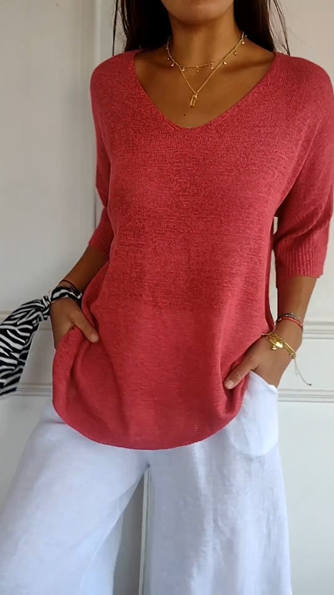 Women's casual slim fit v-neck 3/4 sleeve knitted sweater