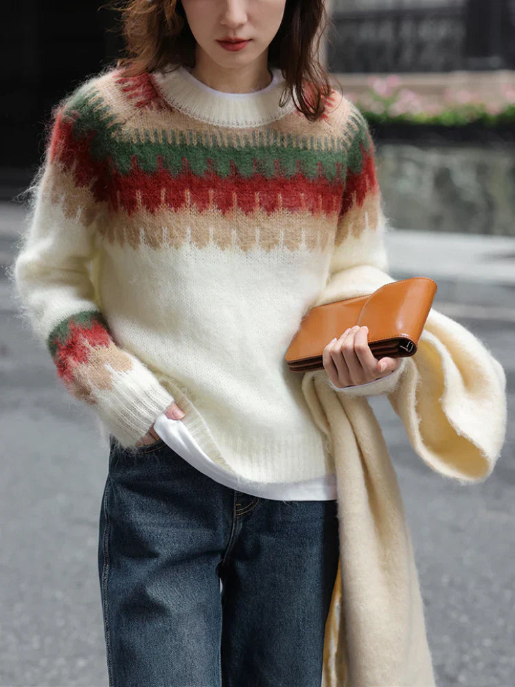 Elegant contrast color knitted sweater for women