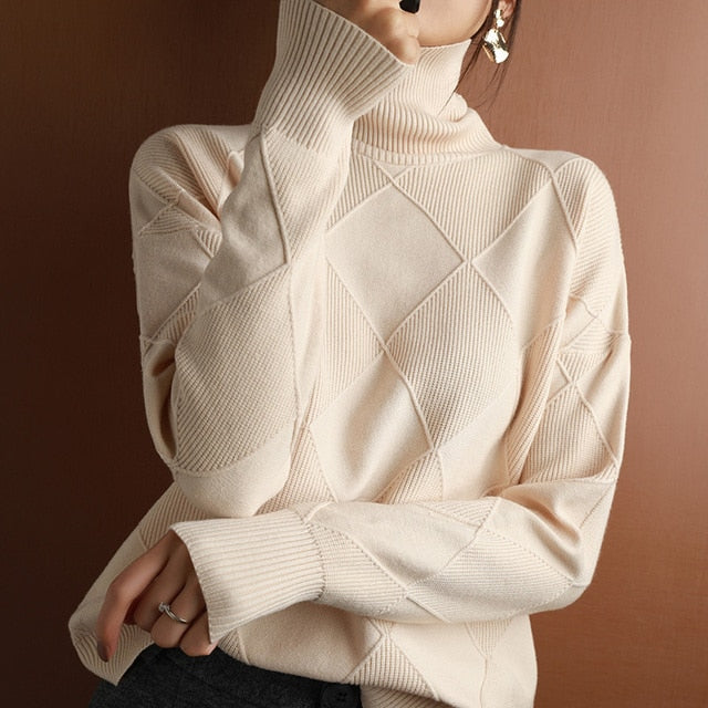 Women's casual turtleneck diamond pattern sweater