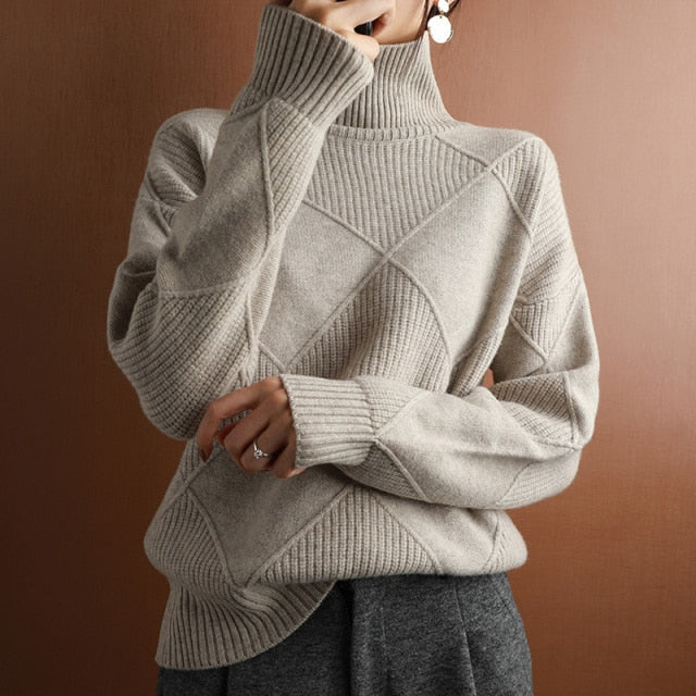 Women's casual turtleneck diamond pattern sweater